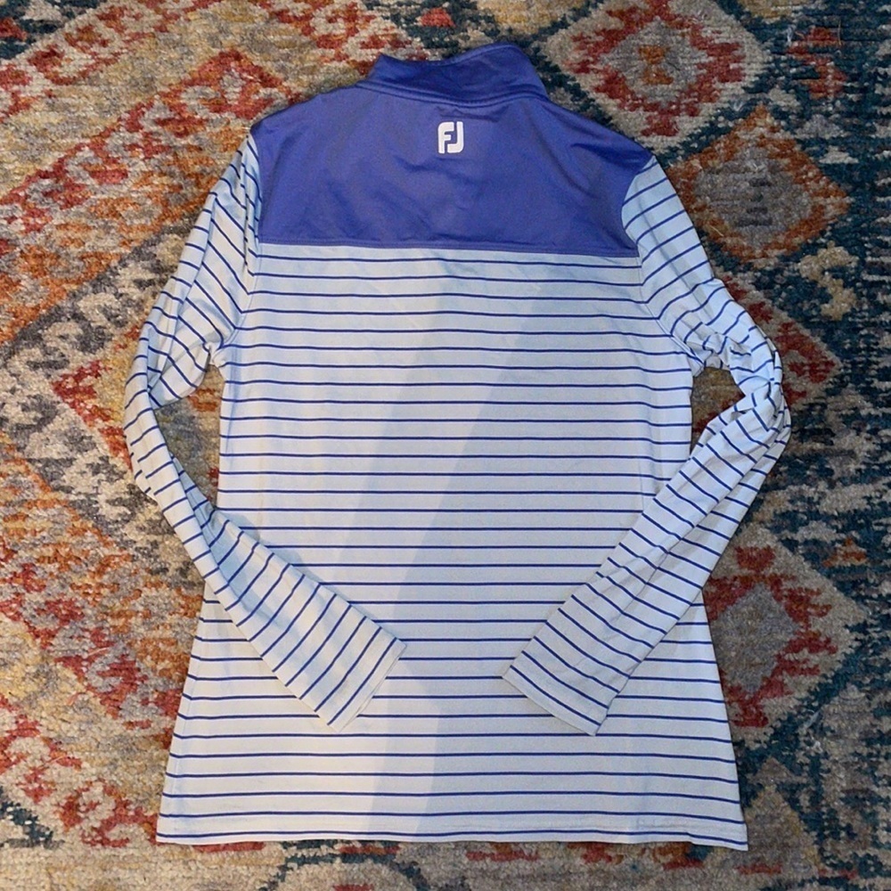 Footjoy woman’s golf long sleeve half zip - small - Picture 3 of 5